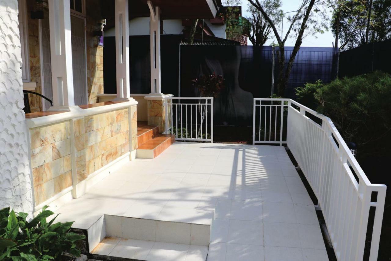 Diyar Villas Puncak Q4/11 Kültér fotó